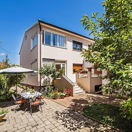 Apartments Karmen Ровінь Екстер'єр фото
