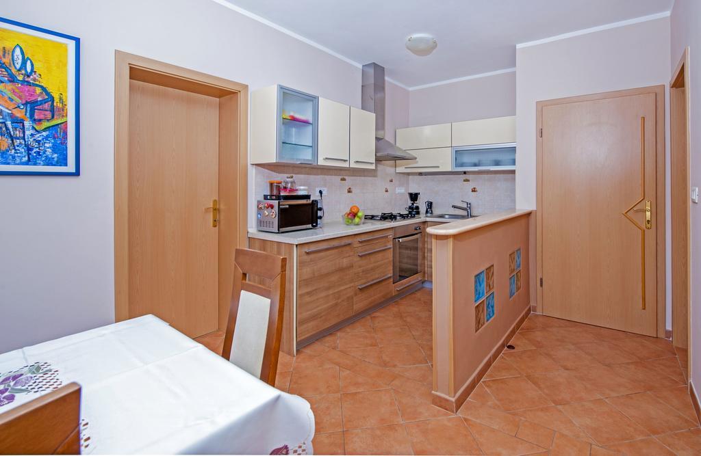 Apartments Karmen Ровінь Екстер'єр фото