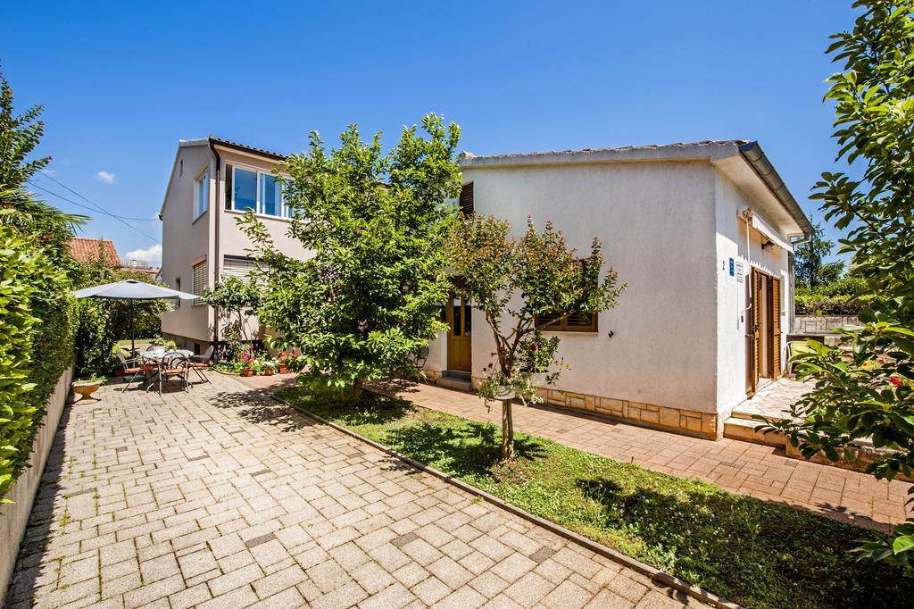 Apartments Karmen Ровінь Екстер'єр фото