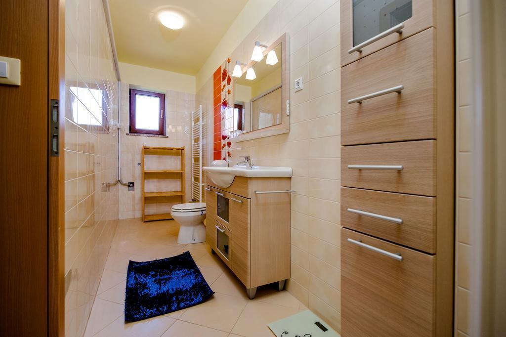 Apartments Karmen Ровінь Екстер'єр фото